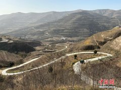 甘肃今年快递业务量创新高  人均快递使用量将超110件